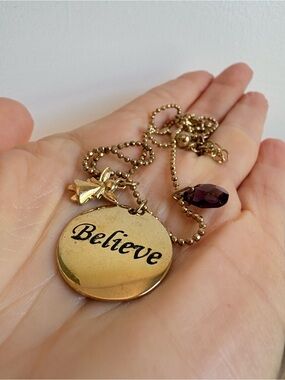 Avon Believe Croire Inspirational Pendant Necklace Angel Crystal Charms Gold NIB